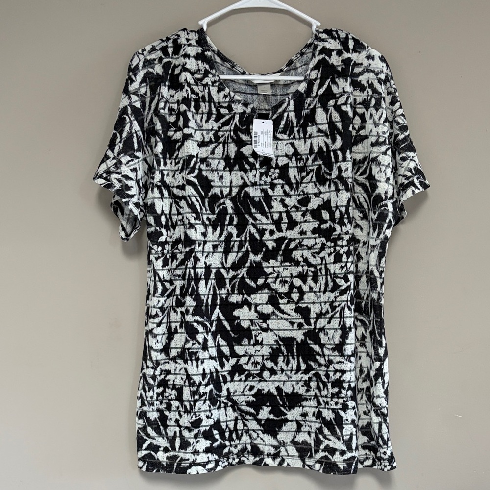 Christopher & Banks Monochrome Abstract Women's blouse